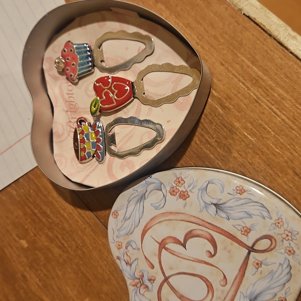 Brighton Reader's Delight Bookmarks/paperclips